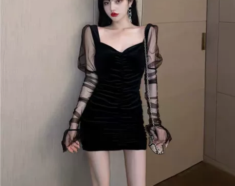 秋装2022年新款女收腰显瘦气质连衣裙包臀...