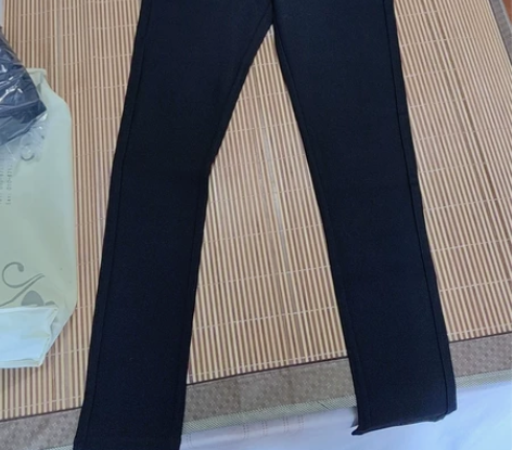 女士休闲裤，170/92 感兴趣的话点“我...