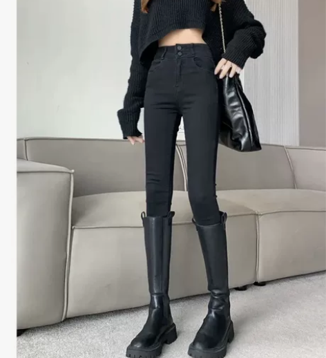 高腰女王显瘦黑色薄绒牛仔裤,到手后手贱就摘...