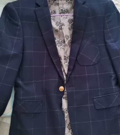 春装男士小西装，165的，未穿过未下过水，...