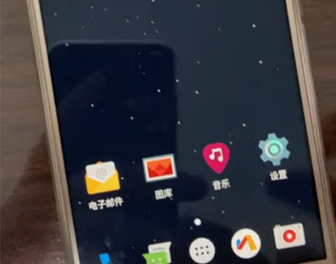 型号：红米3 信号模式：4G，双卡双待，支...