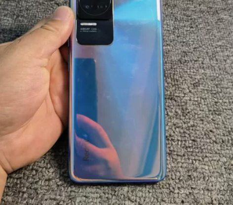 红米k50 12+256版本，天玑8100...