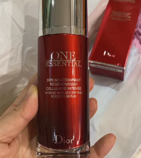 迪奥精华,日期过保,全新未拆封,介意勿拍,...