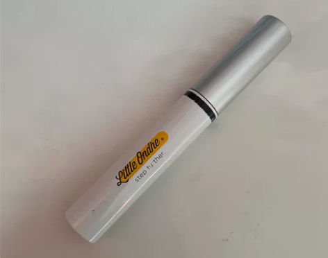 小澳丁睫毛膏 感兴趣的话点“我想要”和我私...