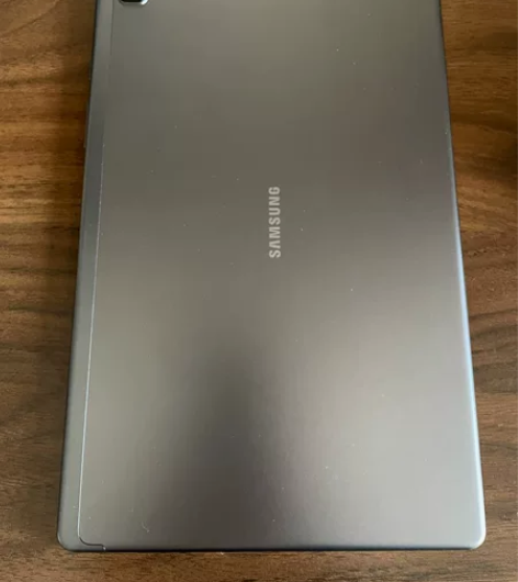 三星Galaxy Tab A7 九成新￥9...