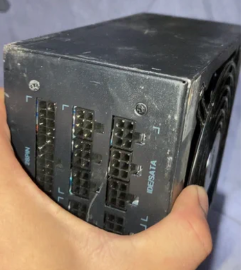 鑫谷GP1350G 1250W金牌全模组电...