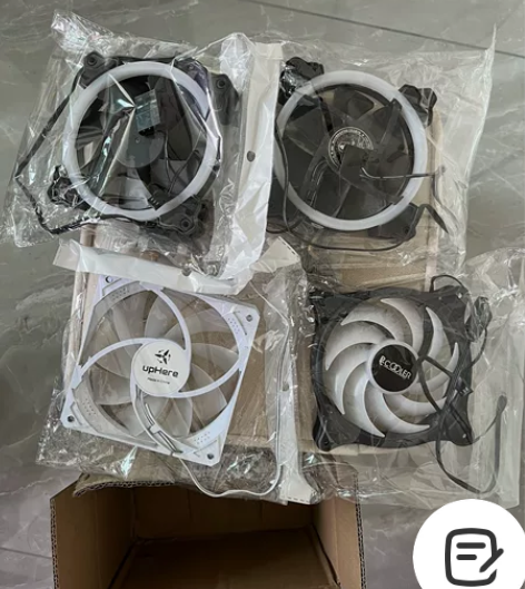 四个机箱风扇 感兴趣的话点“我想要”和我私...