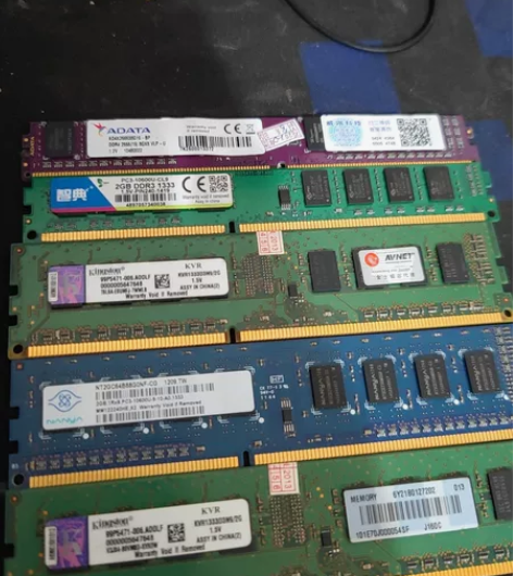 内存打包120，四根三代，一根四代，四代中...