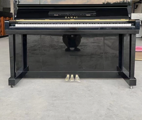 九五新钢琴！捡漏清库存！特价包邮！钢琴原装...
