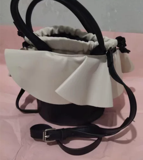 全新女士女款手提斜挎单肩包 感兴趣的话点“...