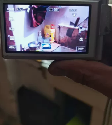 索尼数码相机，型号DSC-T70，功能完好...