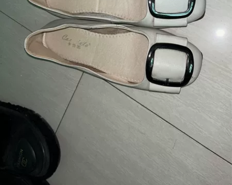 好质量皮质单鞋12元包邮  99买的 几乎...