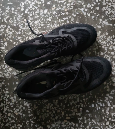 安踏男鞋，40.5码。 感兴趣的话点“我想...