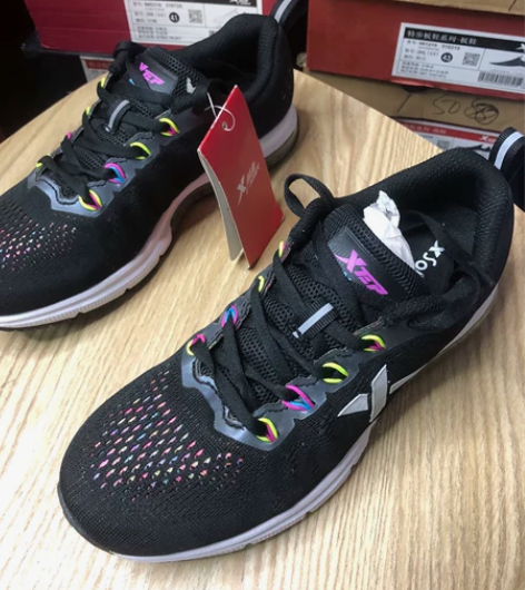 特步跑步鞋36码，女鞋青少年鞋 全新鞋，正...