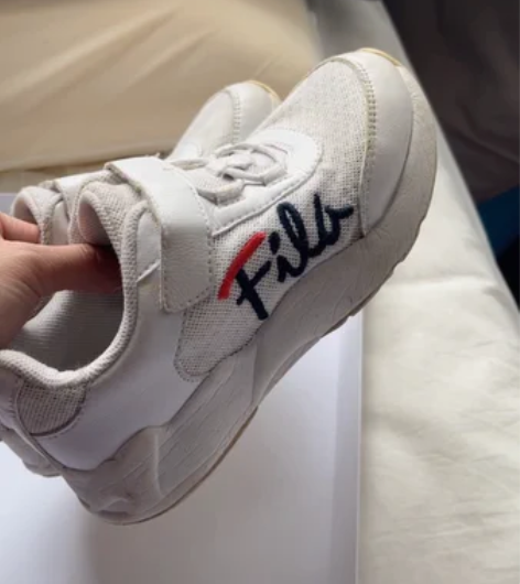 斐乐童鞋，白球鞋31码。今年夏天买了，没穿...