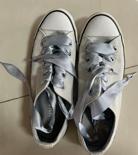 匡威 36码 购于京东旗舰店 大约穿了一两...