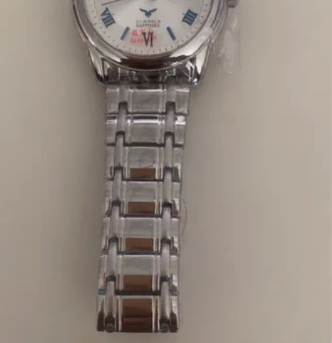 西铁城机械手表 全新手表，表盘直径42毫米...