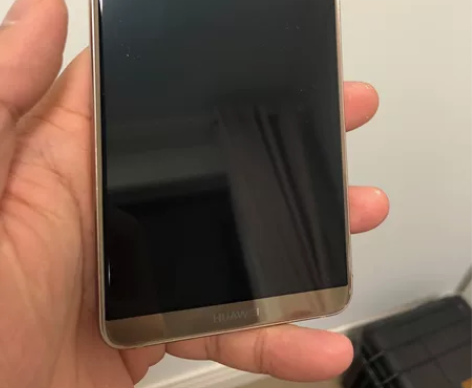 华为mate10pro  6+64G。成色...