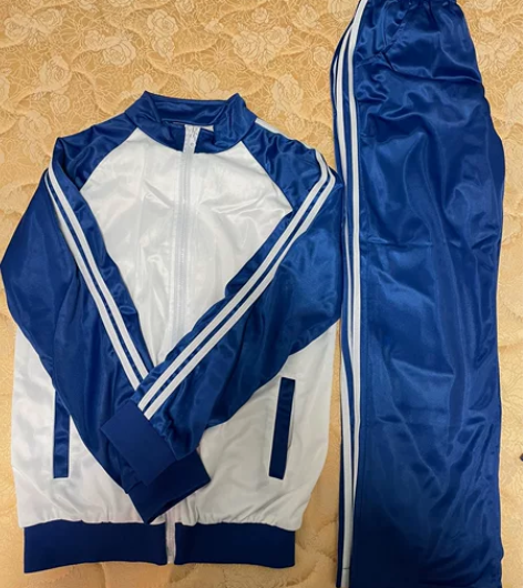 匆匆那年蓝校服，拍婚纱照时穿了一个小时，码...