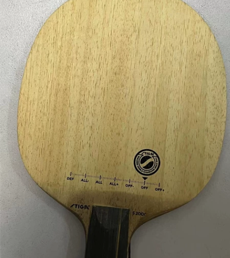 乒乓球初学者底板，斯蒂卡S2000 只要8...