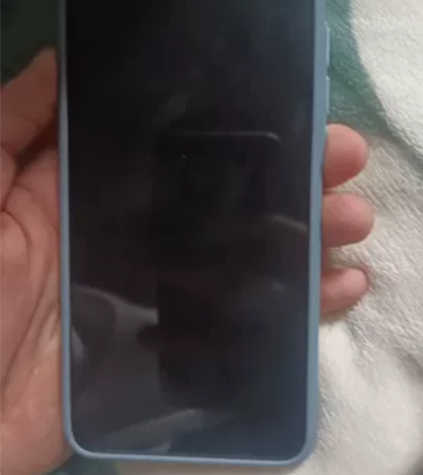 小米cc9 6+128g 换过一次外屏，内...