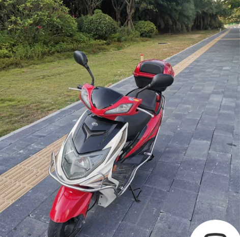 力帆踏板摩托车，19年，机油刚换，车辆保险...