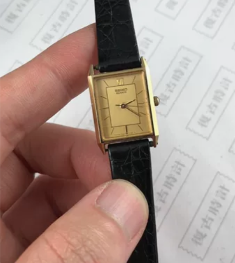精工石英女表7421中古表 长方形,走时正...