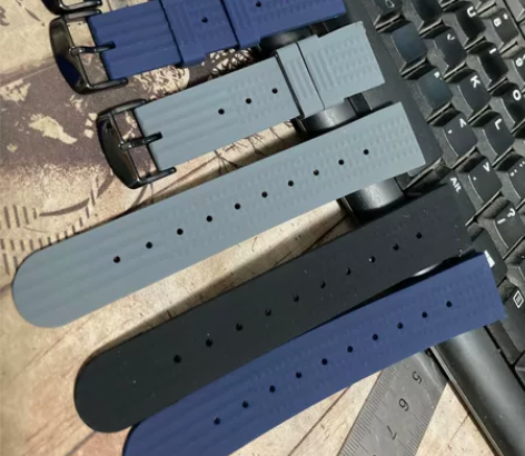 精工鲍鱼罐头手表表带 材质：硅胶，表扣款式...