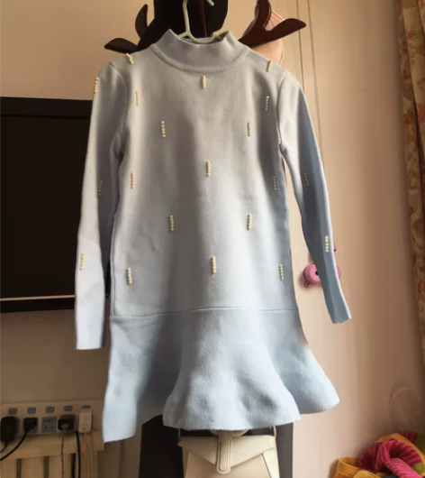 秋冬新款半高领针织钉珍珠连衣裙 风格：韩版...