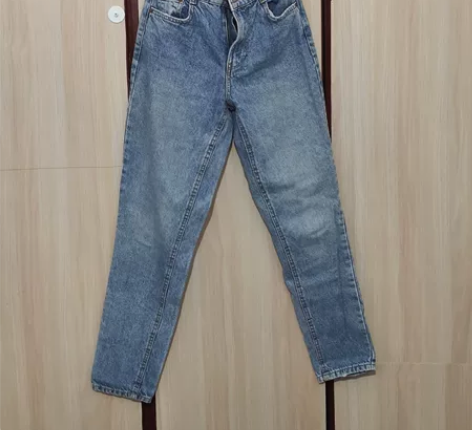 bershka高腰牛仔裤 160高,100...