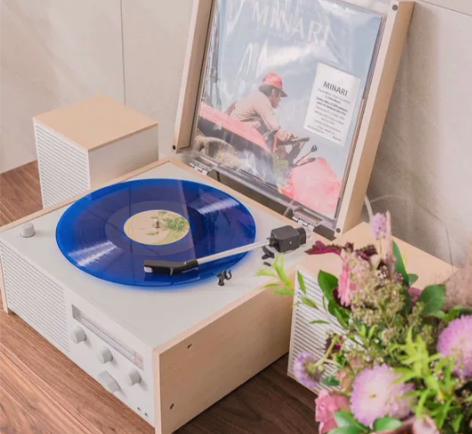 Emile Mosseri?Minari ...