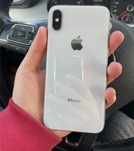 iphoneX256G的  刚花了450换...