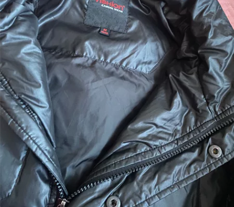 以纯男士羽绒服没穿过几次,因本人长胖便宜处...