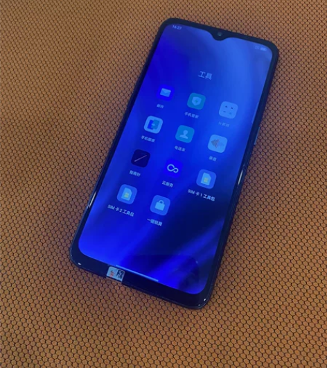 OPPO RenoZ  8+128G 屏幕...