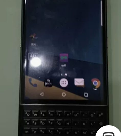 黑莓priv-v版三网手机。stv100-...