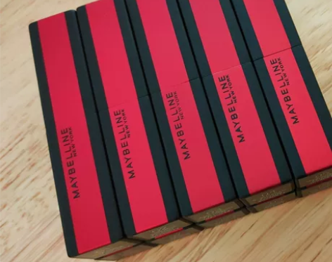 美宝莲小红线口红 全新没用过 室友买多了帮...