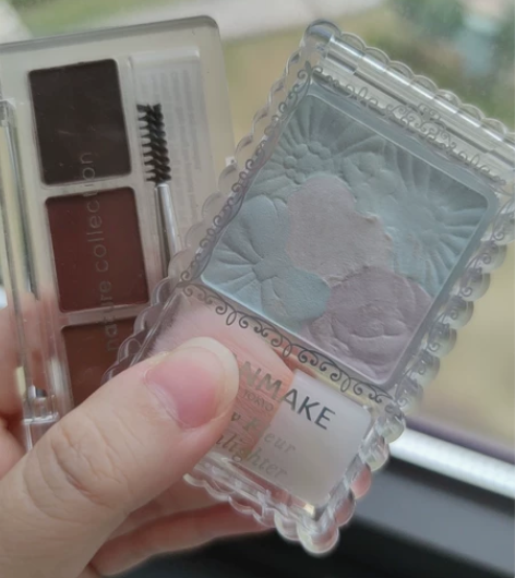 canmake花瓣高光+眉粉 正品保证，不...