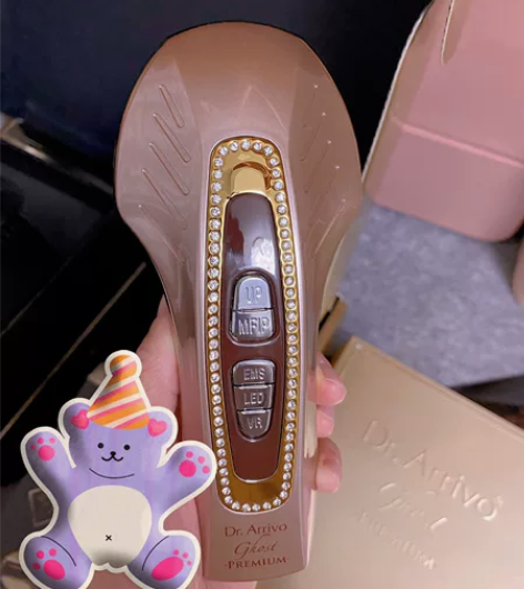 宙斯魅影六代，美容仪带钻的，有时比较忙没时...