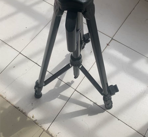 画架九成新 同城可自提 30包邮，不讲价