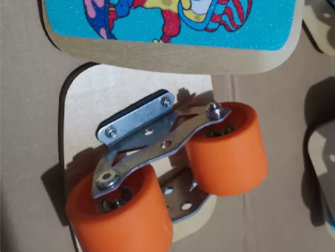 漂移板分体滑板弧形轮工厂尾货 工厂带工剩余...