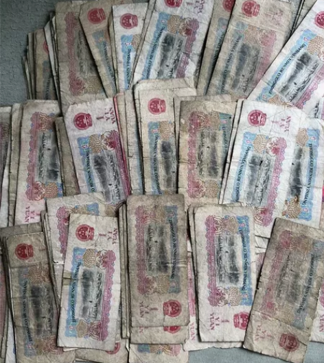 拖拉机原票,无大裂大胶布,252张,5.5...