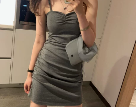 吊带裙性感外穿小个子夏季裙子女打底修身褶皱...