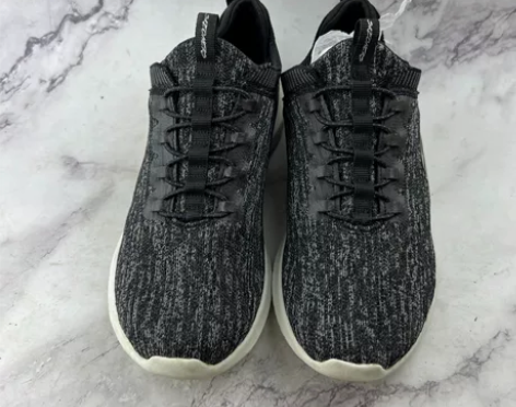 35码斯凯奇 正品 运动鞋女士跑步鞋 感兴...