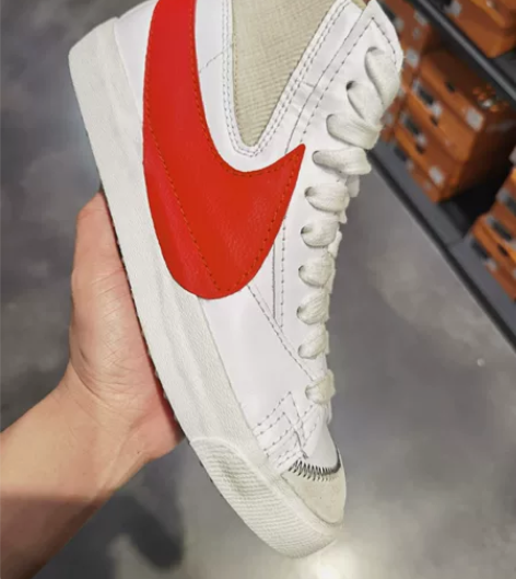 Nike耐克BLAZER MID 77 J...