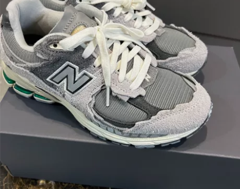 new balance 2002R云雨灰3...