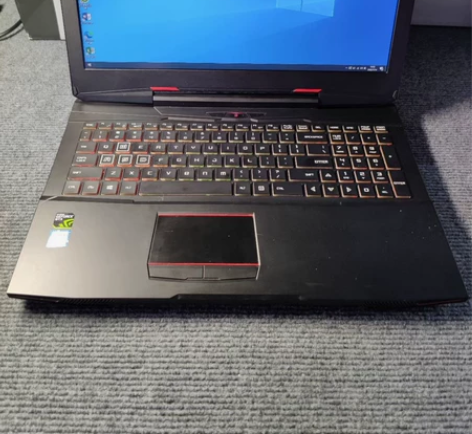 神舟战神Z7游戏笔记本  15寸 i7 8...