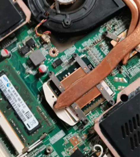 清华同方 锋锐K46c 开机屏坏了 配...