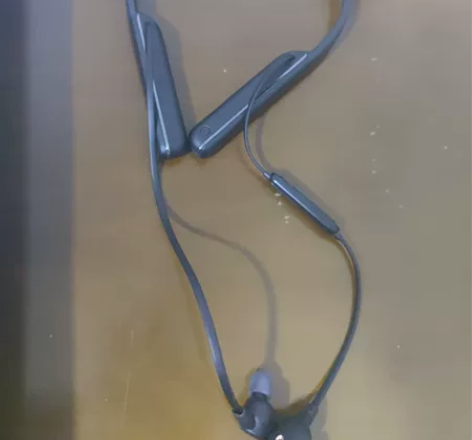 索尼wi-1000xm2 箱说完好 配件都...