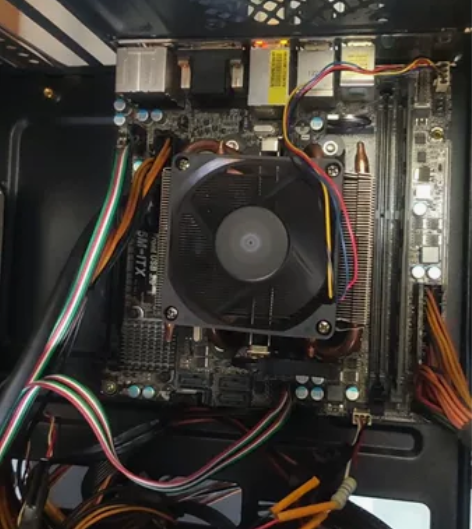 FM2 A75M-ITX 主板 17X17...