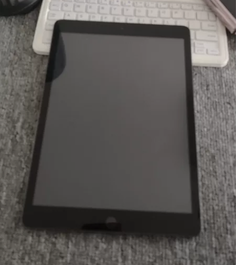 iPad  2020  粉丝专拍 感兴趣的...